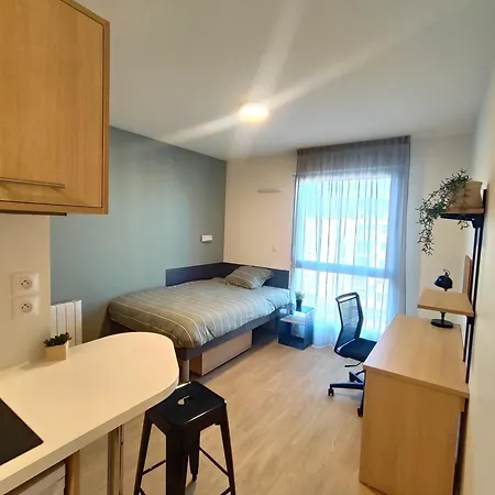 Kley Apartment *